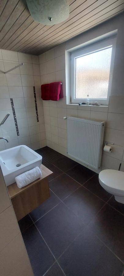 Gaestehaus Frevel Münstermaifeld Exteriör bild