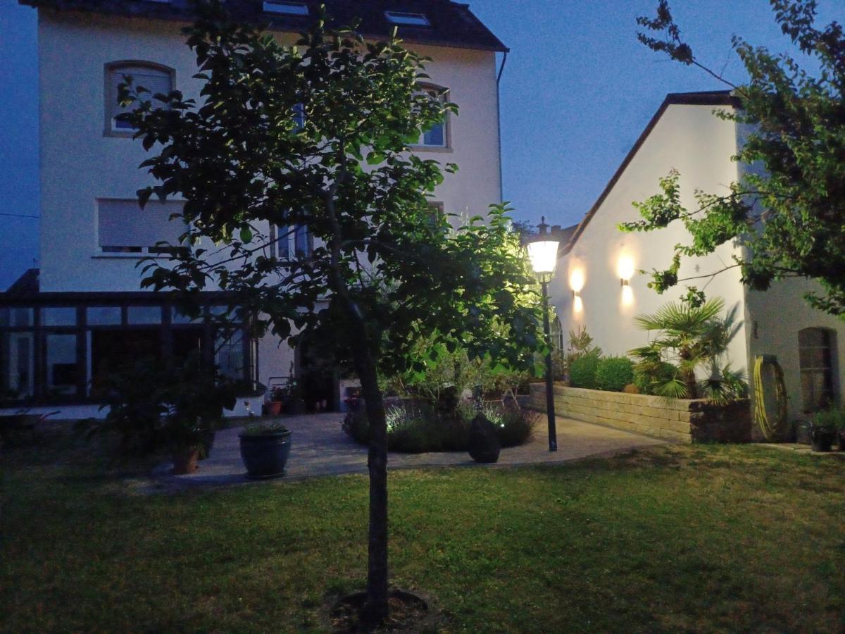 Gaestehaus Frevel Münstermaifeld Exteriör bild